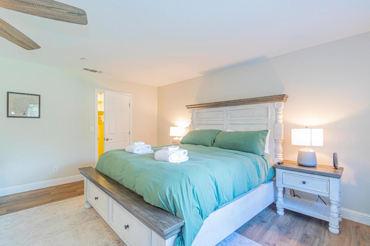 Mystic Mountain Villa, 14 Miles From Yosemite 오크허스트 외부 사진